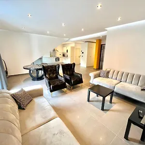 Brand-new In The Heart Of Bruselas